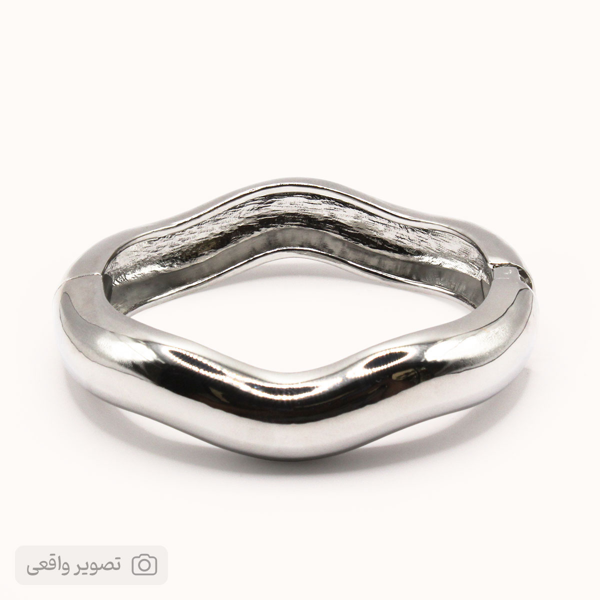 دستبند بنگل پهن مدل موج‌دار