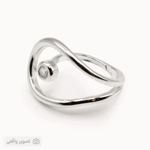 انگشتر زنانه تک‌نگین طرح حلقه موج‌دار